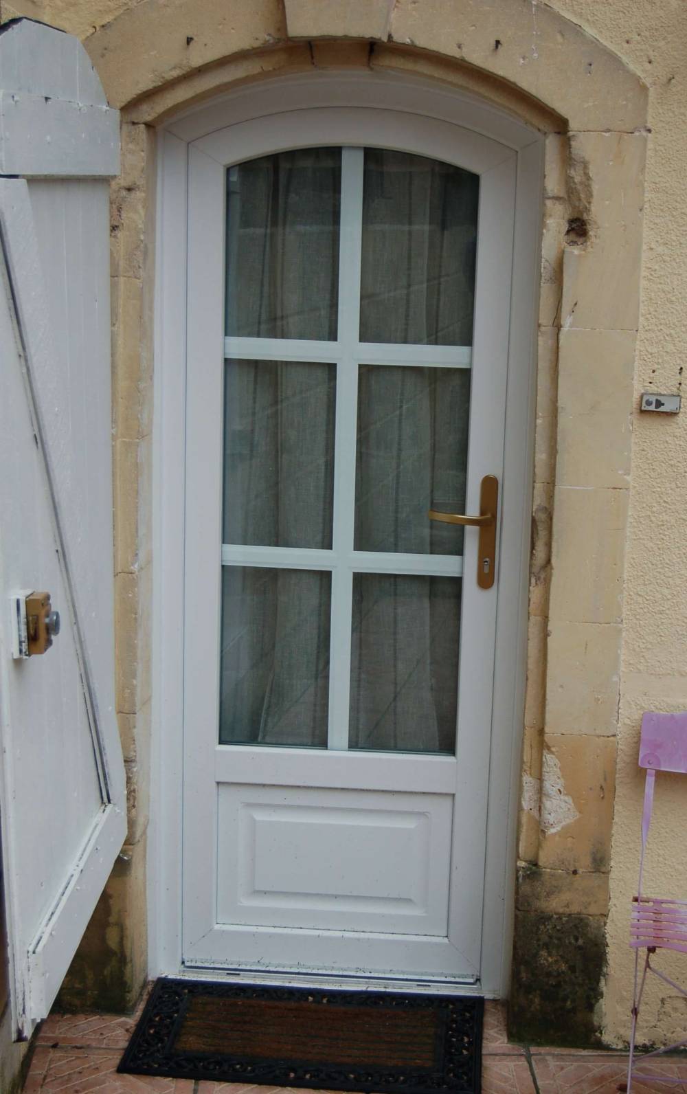 OKNO PE 105 PVC vitrée (8)