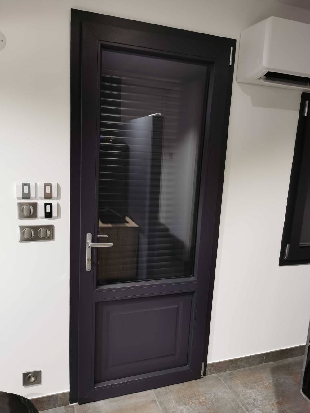 RUBIN mini PB1 Gris 7016 soubassement déco