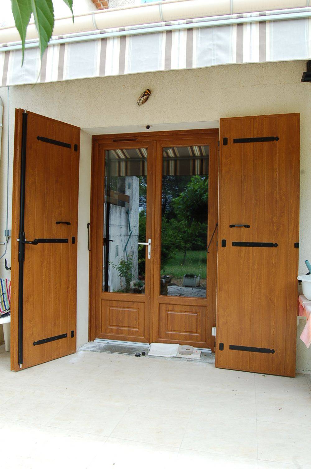 VB PVC 28 mm renforcé décor chêne doré  (3)-min